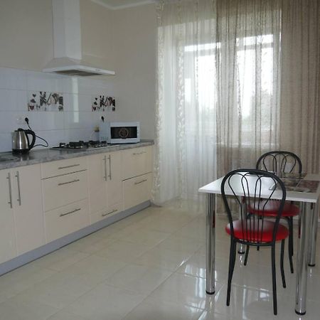 Ferienwohnung Хмельницьке Шосе 122А Winnyzja Exterior foto